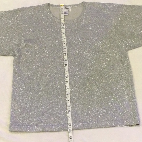 K.D Cray Holiday ladies top, size large, color silver, slightly used - Picture 3 of 4